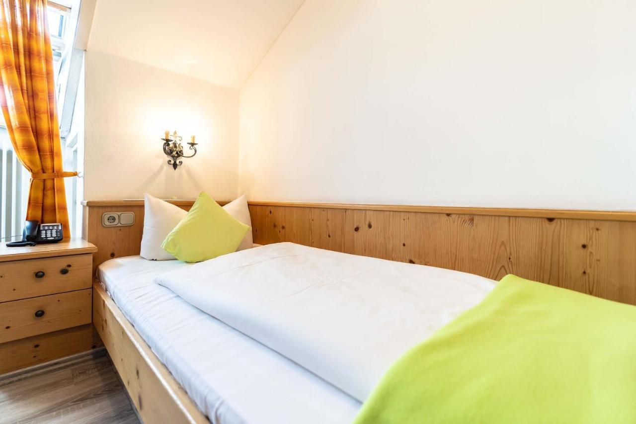 Hotel-Gasthof Zum Dragoner Peiting Exterior photo